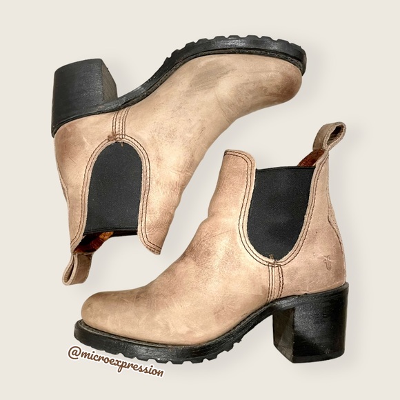 $399 Frye Sabrina Chelsea Vintage Tan/Taupe Leather Pull On Heeled Ankle Boot - Picture 16 of 16